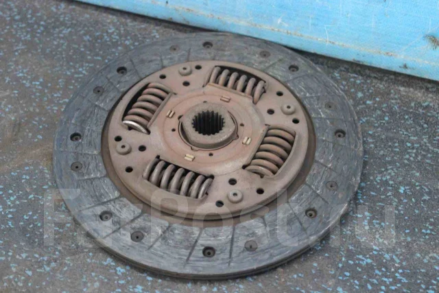 ���� ��������� Kia Ceed (��� ���) ED 4110032300 ����