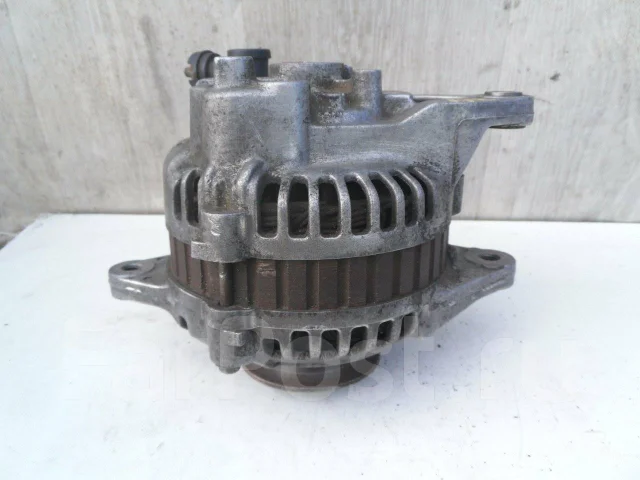��������� B6 Mazda E675183000 ����