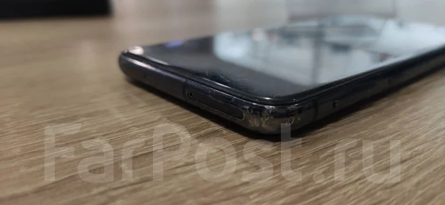 Samsung Galaxy S10e. �/�, ������, 4G LTE, Dual-SIM, NFC ����