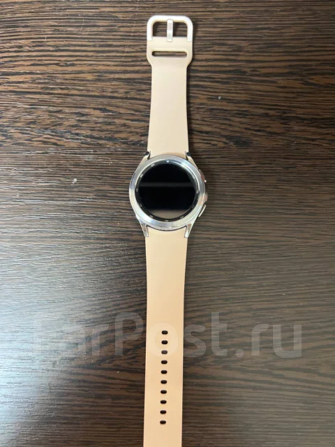 Samsung Galaxy Watch4 ����