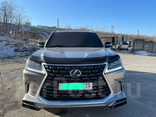 Lexus LX570. �������, 4wd, 5.7 (383��.�.), ������, 109 000����. �� ����