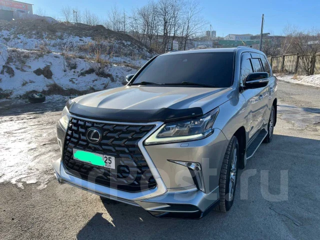 Lexus LX570. �������, 4wd, 5.7 (383��.�.), ������, 109 000����. �� ����