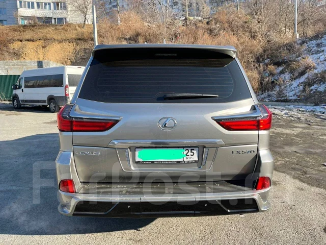 Lexus LX570. �������, 4wd, 5.7 (383��.�.), ������, 109 000����. �� ����