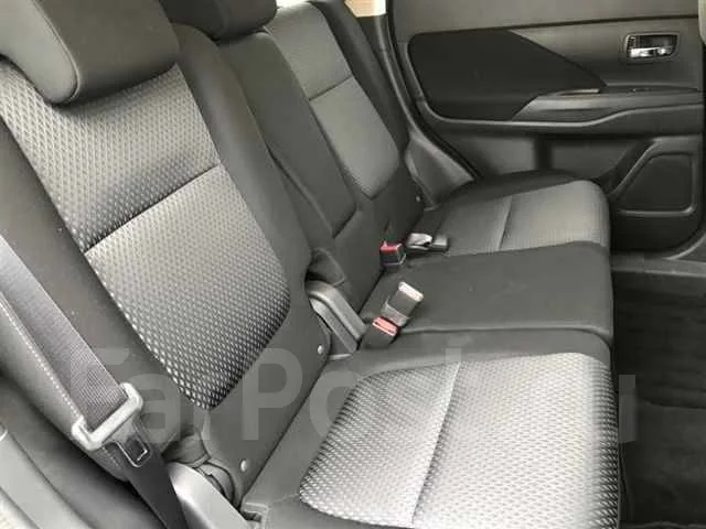Mitsubishi Outlander. ��������, ��������, 2.0 (150��.�.), ������, 75 000����. ��, �/�. ��� ����� �� ������������ ����