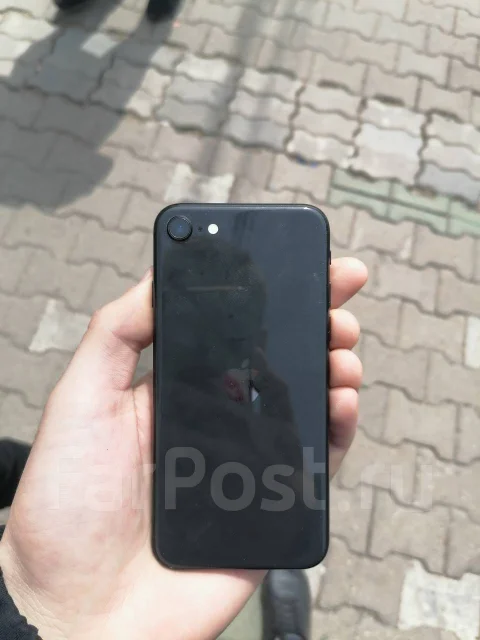 Apple iPhone SE 2020. �/�, ������ ����