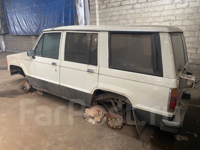 Isuzu Trooper. UBS7VF ����