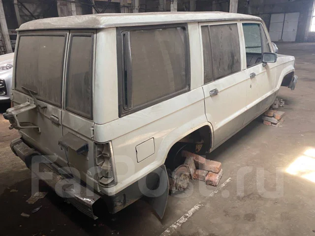 Isuzu Trooper. UBS7VF ����