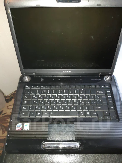Toshiba Satellite A300. 15.5", 1,8����, ��� 2048 ��, WiFi: 1, Bluetooth: 1 ����