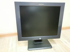 Lenovo. 17", ���������� �� (LCD, LED, QLED) ����
