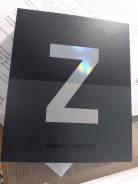 Samsung Galaxy Z Fold3 5G. �����, ������ ����