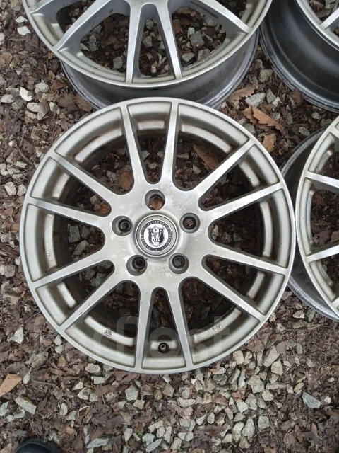 Velox Nirvana. 6.5x16", 5x114.3, ET52 ����