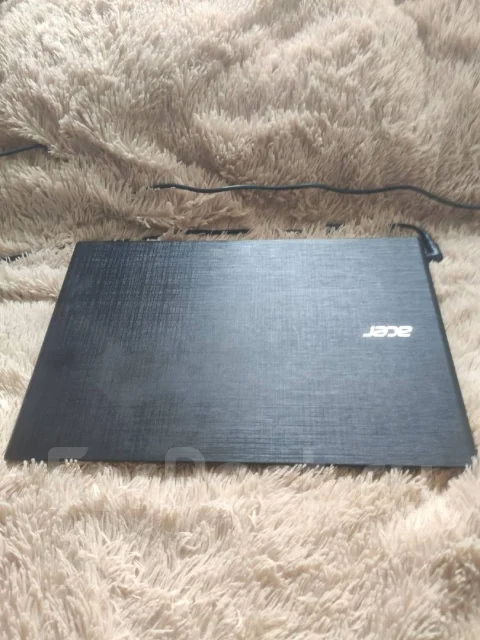 Acer Aspire E5-573G. 15.6", 2����, ��� 8 ��, ���� 740���, WiFi: 1, Bluetooth: 1, ����������� �� 5��. ����