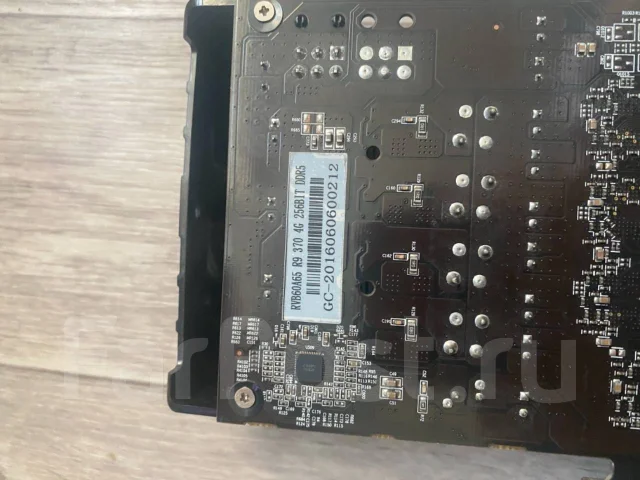 Radeon R9 370 ����