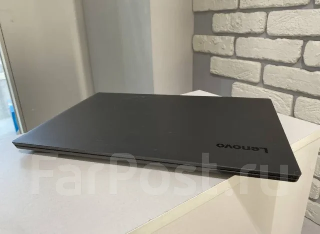 Lenovo V130 ����