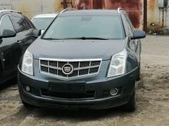 Cadillac SRX ����