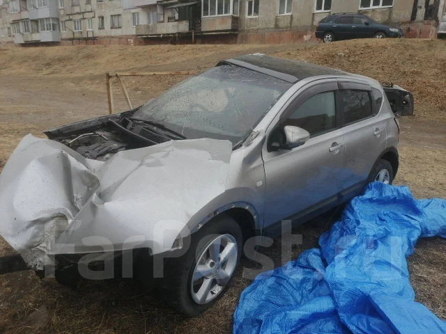 Nissan Dualis. NJ10084639, MR20 383225A ����