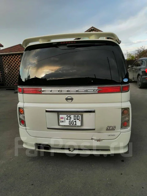 Nissan Elgrand. �������, ������ ����