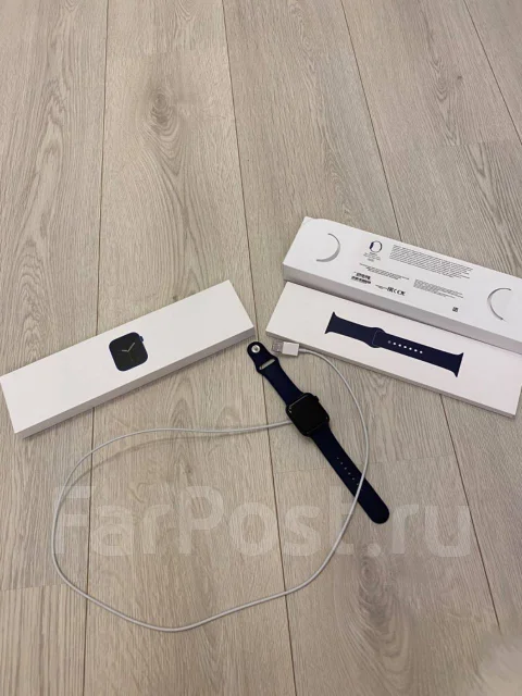 Apple Watch Series 6. GPS, NFC, IP68 ����