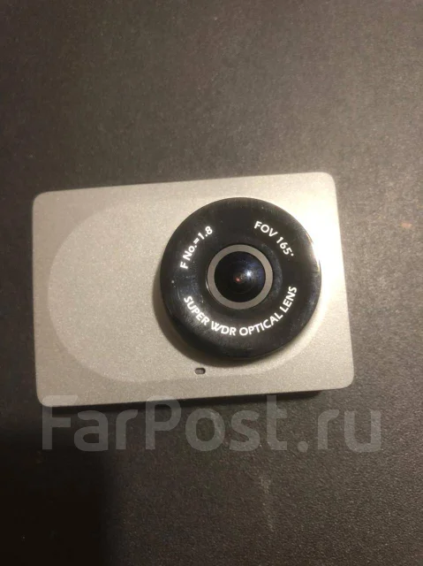 Yi Mini Dash Camera ����