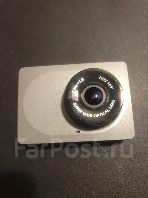 Yi Mini Dash Camera ����
