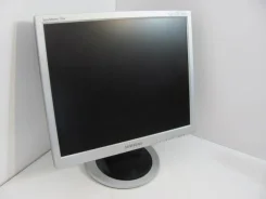 Acer. 17", ���������� �� (LCD, LED, QLED) ����