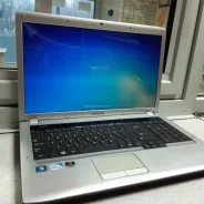 Samsung R730. 17.3", 2,2����, ��� 4 ��, ���� 1 000���, WiFi: 1, Bluetooth: 1, ����������� �� 2��. ����
