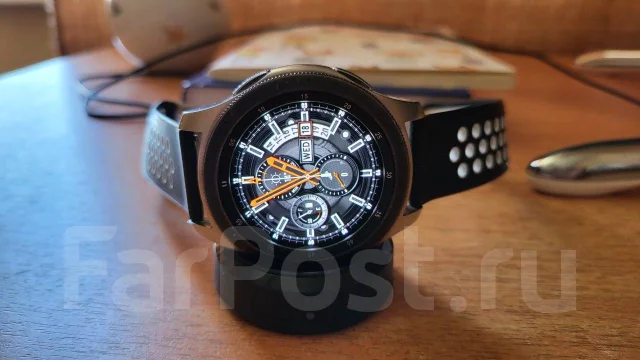 Samsung Gear S3 Frontier. GPS, NFC ����