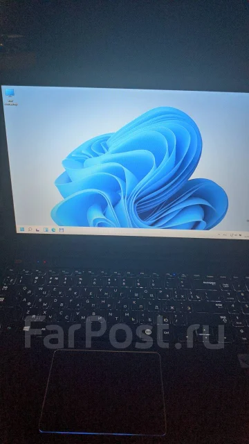 Samsung ATIV Book 6 670Z5E. 15.6", 2,6����, ��� 8 ��, ���� 256���, WiFi: 1, Bluetooth: 1 ����