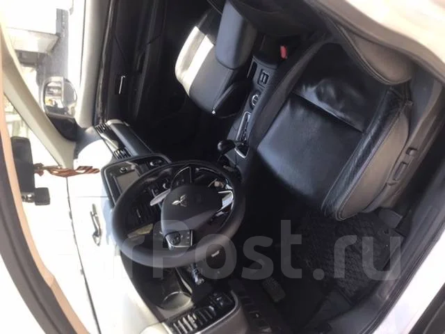Mitsubishi Outlander. ��������, 4wd, 2.4 (167��.�.), ������, 105 000����. �� ����