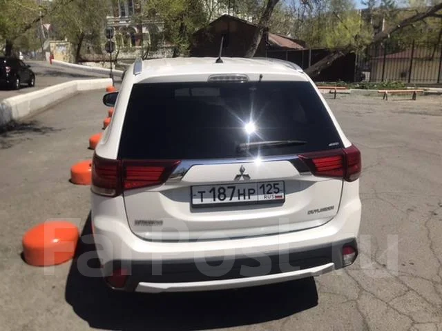 Mitsubishi Outlander. ��������, 4wd, 2.4 (167��.�.), ������, 105 000����. �� ����