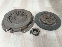 �������� ��������� Nissan Almera 2016 [Y03200C] Y03200C ����