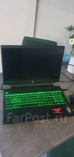 HP Pavilion Gaming 15. 15.6", 3����, ��� 8 ��, ���� 512���, WiFi: 1, Bluetooth: 1, ����������� �� 12��. ����