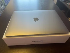 Apple MacBook Air 13 2020 MGN73. 13.3", 3,2����, ��� 8 ��, WiFi: 1, Bluetooth: 1 ����