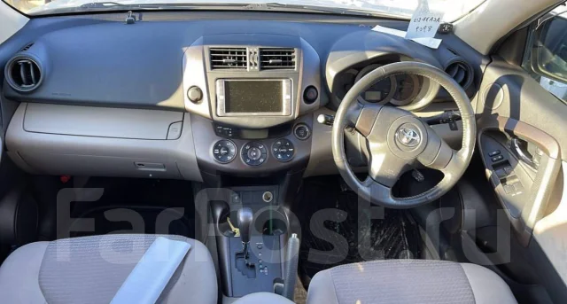 Toyota Vanguard. ACA33 ����