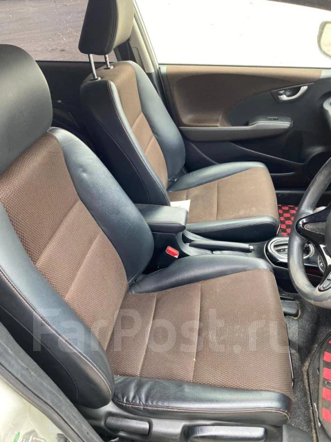 Honda Fit Shuttle. GP2, LDA ����