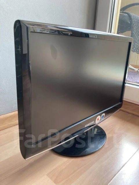 Samsung. 20" ����