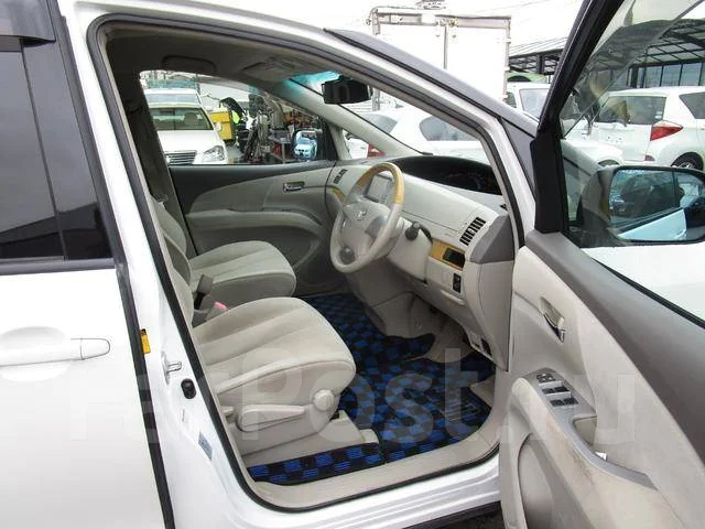 Toyota Estima. �������, ��������, 2.4 (160��.�.), ������, 106 000����. ��, �/�, ��� ��� ����