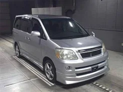 Toyota Noah. �������, ��������, 2.0 (155��.�.), ������, 45����. ��, �/�, ��� ���. ��� ����� �� ������������ ����