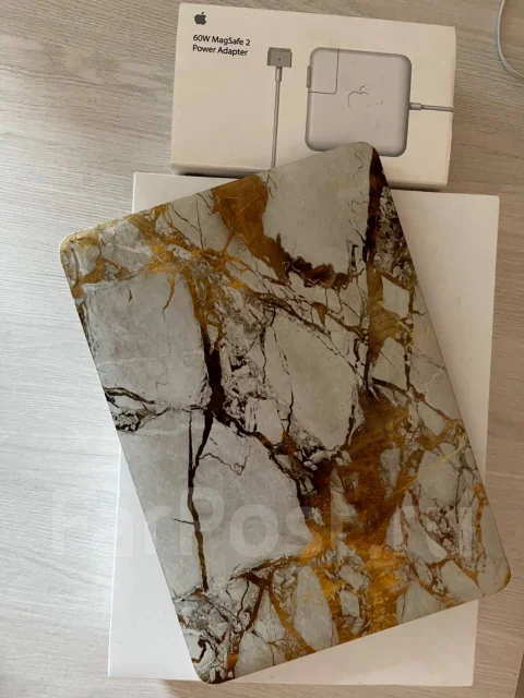 Apple MacBook Air 13 2015 Early. 13.3", 2,7����, ��� 4 ��, ���� 256���, WiFi: 1, Bluetooth: 1, ����������� �� 5��. ����