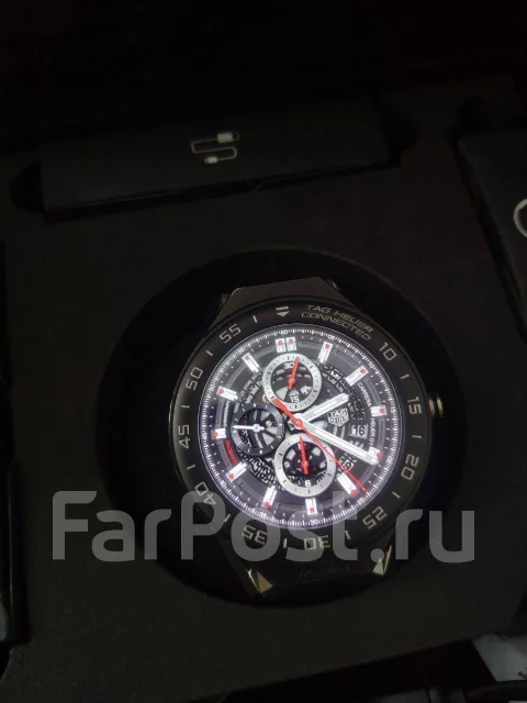 TAG Heuer. GPS, NFC, IP68 ����