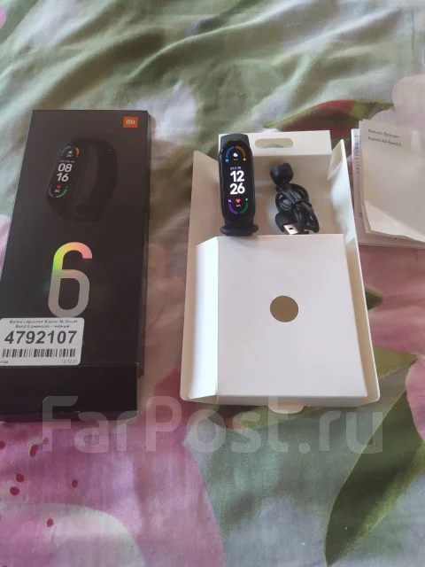 Xiaomi Mi Band 6. NFC ����