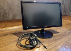 Samsung. 23" ����