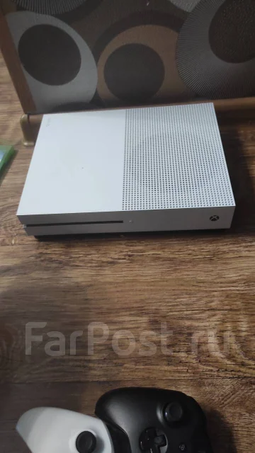 Microsoft Xbox One S ����
