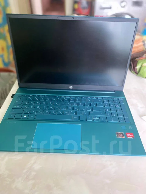 HP Pavilion 15. 15.6", 2,1����, ��� 8 ��, ���� 512���, WiFi: 1, Bluetooth: 1, ����������� �� 8��. ����