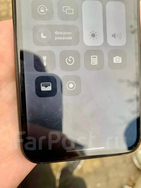 Apple iPhone Xr. �/�, ������, 3G, 4G LTE, NFC ����