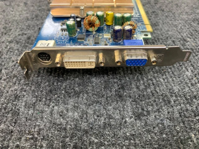 GeForce 6600 GT ����