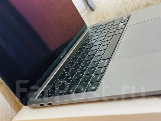 Apple MacBook Pro 13 2020 Late. 13.3", ��� 16 ��, ���� 512���, WiFi: 1, Bluetooth: 1 ����