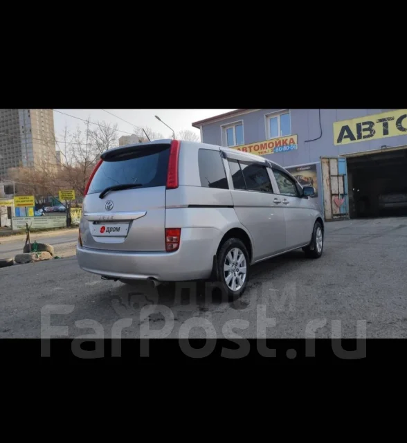 Toyota Isis. �������, ��������, 1.8 (132��.�.), ������, 170 000����. �� ����