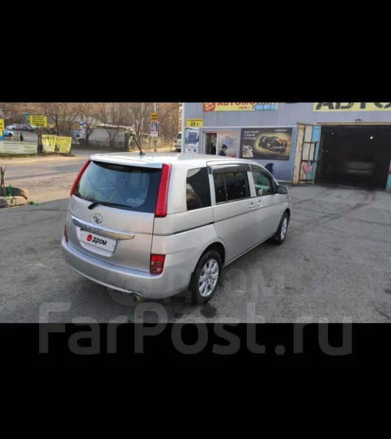 Toyota Isis. �������, ��������, 1.8 (132��.�.), ������, 170 000����. �� ����