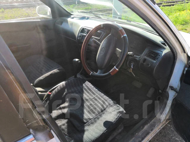 Toyota Corolla. �������, ��������, 2.0 (79��.�.), ������, 350 000����. �� ����